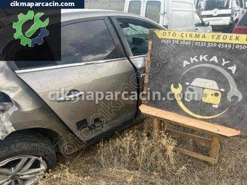Renault Fluence Sağ Arka Kapı çıkma parça