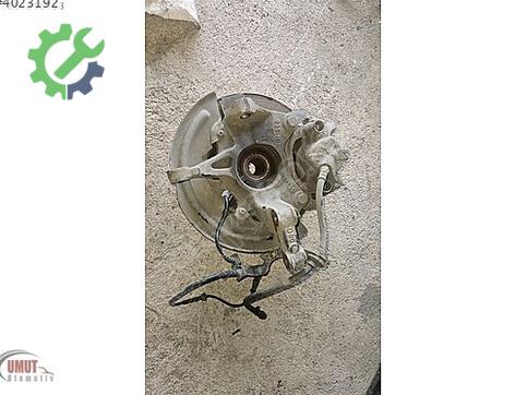 Renault Fluence Sağ Ön Taşıyıcı çıkma parça