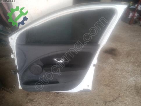 Renault Fluence Sağ Ön Kapı çıkma parça