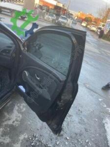 Renault Fluence sağ ön kapı döşemesi orijinal temiz