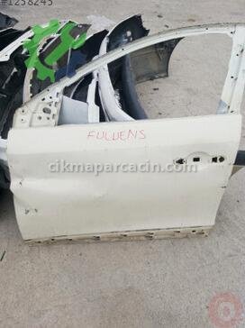 Renault Fluence Sol Ön Kapı çıkma parça