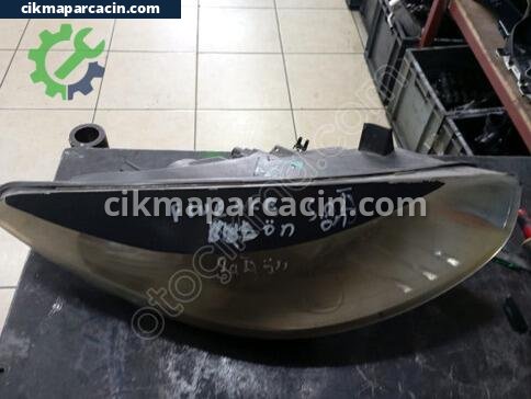 Renault Fluence Sağ Ön Far çıkma parça
