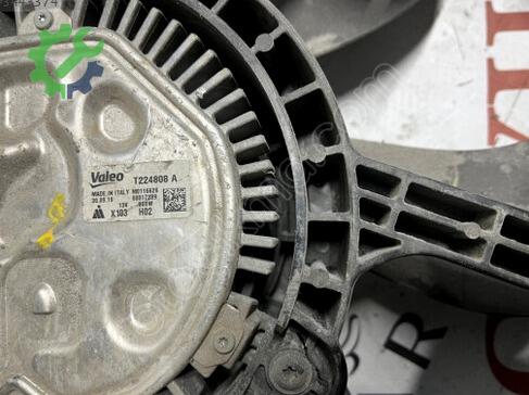 Renault Kadjar Fan Motoru 21481HV80B çıkma parça