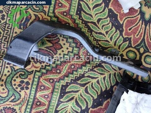 Renault Kadjar Havalandırma Borusu çıkma parça