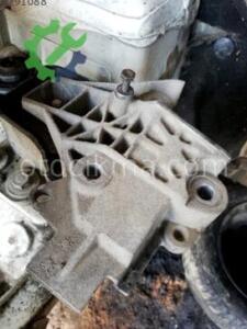 Renault Kango 1.9 Motor takozu kulağı hatasız orjinal çıkma