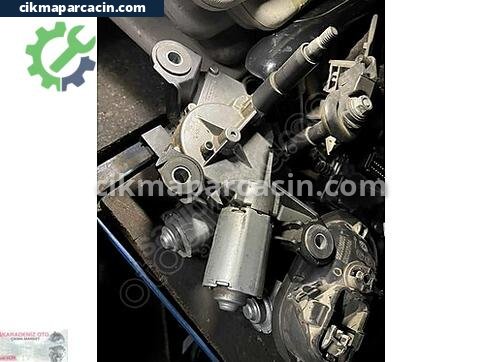 Renault Kangoo Silecek Motoru çıkma parça
