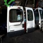 Renault kango arka bagaj kapilarımız