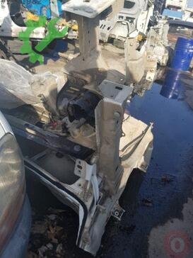 Renault Kangoo Komple Ön çıkma parça