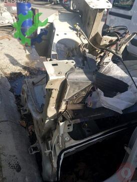 Renault Kangoo Komple Ön çıkma parça
