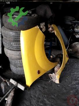 Renault Kangoo Ön Çamurluk çıkma parça