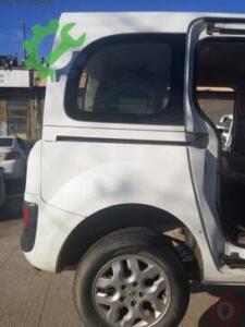 Renault Kango Sağ Arka Çamurluk Hatasız Orjinal Çıkma