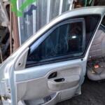 Renault kango sağ ön kapı