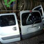 Renault kango sağ ön kapı