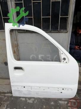 Renault Kangoo Sağ Ön Kapı çıkma parça