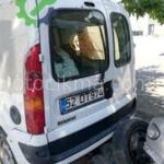 Renault Kango Sağ ön kapı hatasız orjinal çıkma