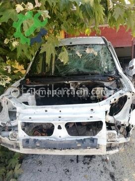 Renault Kangoo Sağ Ön Kapı çıkma parça