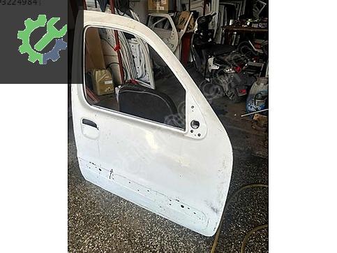 Renault Kangoo Sağ Ön Kapı çıkma parça