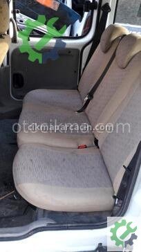 Renault Kangoo Sol Ön Kapı çıkma parça