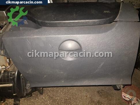 Renault Kangoo Torpido Kapağı çıkma parça