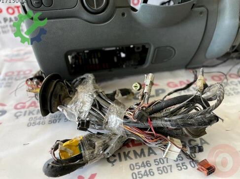 Renault Kangoo Elektrik Tesisatı çıkma parça