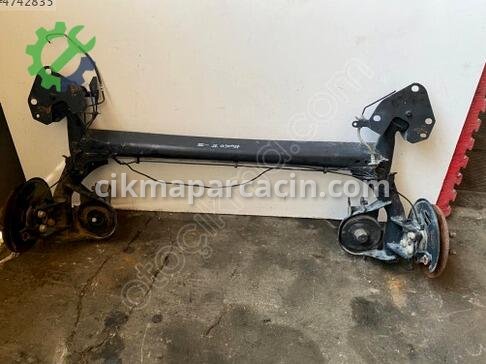 Renault Kangoo Arka Dingil çıkma parça