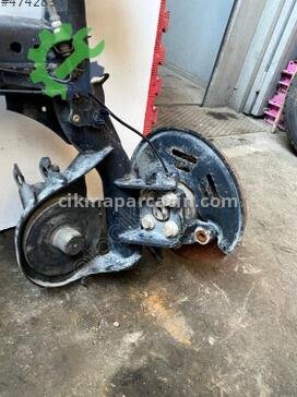 Renault Kangoo Arka Dingil çıkma parça