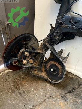 Renault Kangoo Arka Dingil çıkma parça