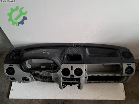 Renault Kangoo Torpido çıkma parça