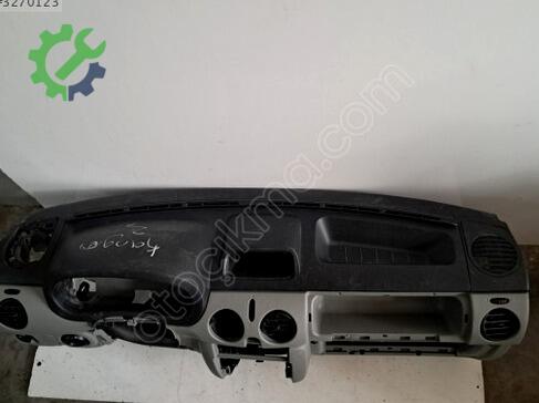 Renault Kangoo Torpido çıkma parça
