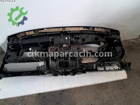 Renault Kangoo Torpido çıkma parça