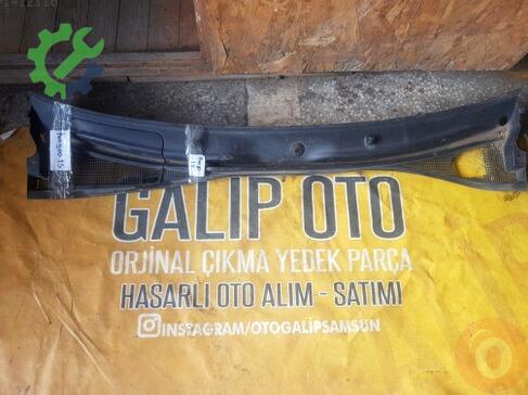 Renault Kangoo Ön Cam Izgarası çıkma parça