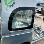 Renault Kangoo Çamurluk Sökme Çıkma