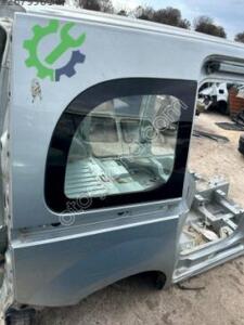 Renault Kangoo Çamurluk Sökme Çıkma