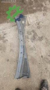 Renault Kangoo 2004 model ön cam ızgarası