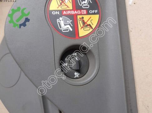 Renault Kangoo Isı Kalkanı çıkma parça