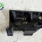 RENAULT KANGOO 3 SAĞ ARKA STOP ALT BAKALİTİ BİR AYAK KIRIK