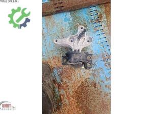 Renault Kangoo 3 sağ motor kulağı Takozu
