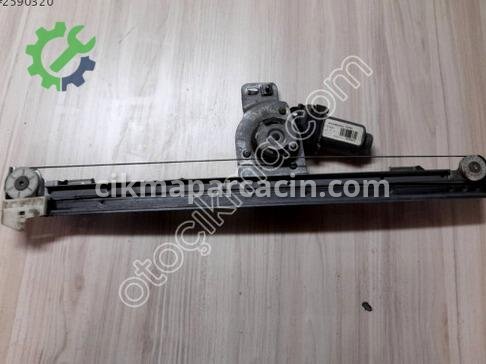 Renault Kangoo Cam Krikosu çıkma parça