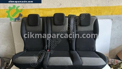 Renault Kangoo Arka Koltuk çıkma parça