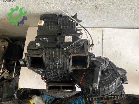 Renault Kangoo Kalorifer Kutusu çıkma parça