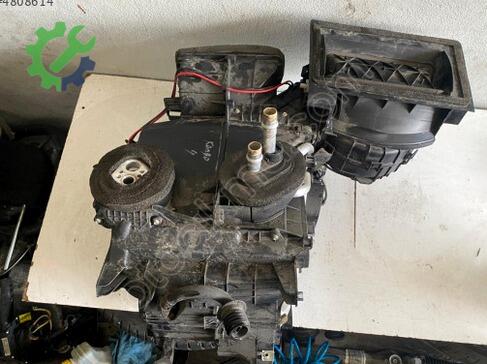 Renault Kangoo Kalorifer Kutusu çıkma parça