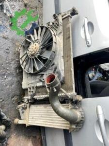 Çıkma Orijinal Radyatör Renault Kangoo
