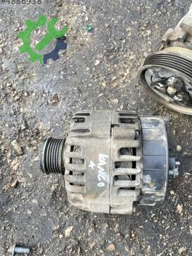 Renault Kangoo Şarj Dinamosu çıkma parça