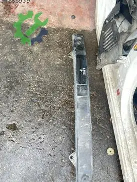Renault Kangoo Tampon Demiri çıkma parça