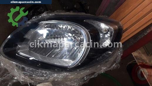 Renault Kangoo Sağ Ön Far çıkma parça