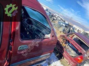 Renault Kangoo Hatasız Çıkma Sağ Ön Kapı – Orijinal