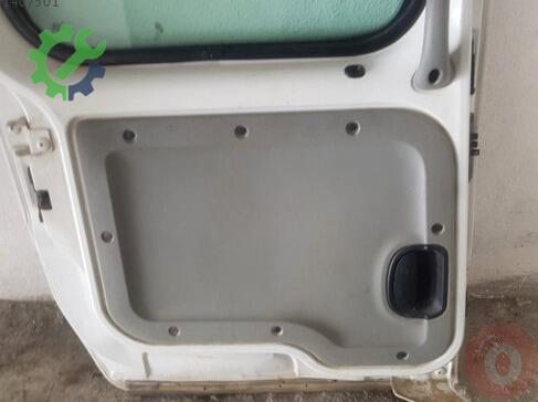 Renault Kangoo Kapı Döşemesi çıkma parça