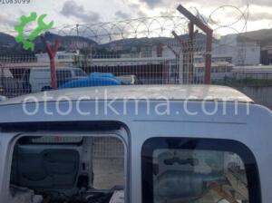 Renault Kangoo Kesme Tavan Direkli Hatasız Orijinal Çıkma