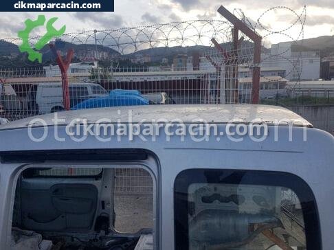 Renault Kangoo Kesme Tavan Sacı çıkma parça