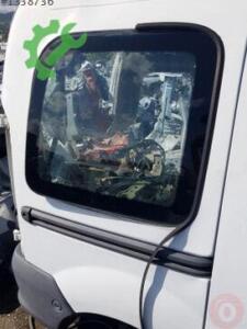 Renault Kangoo Sağ Bagaj Camı Hatasız Orjinal Çıkma